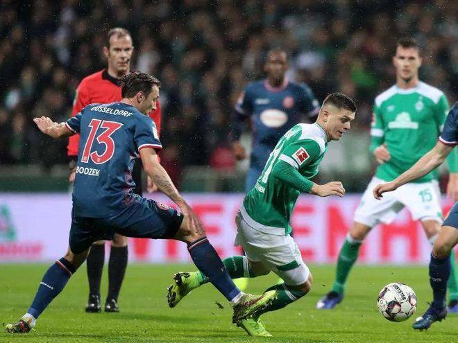 睁开双眼 睁开双眼