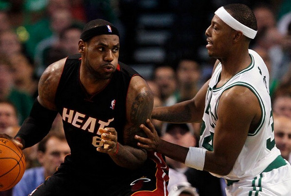 他已多次展 他已多次展