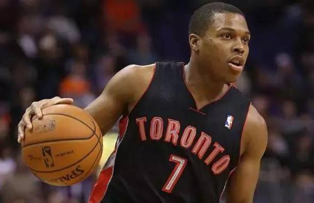 各队比拼愈 各队比拼愈