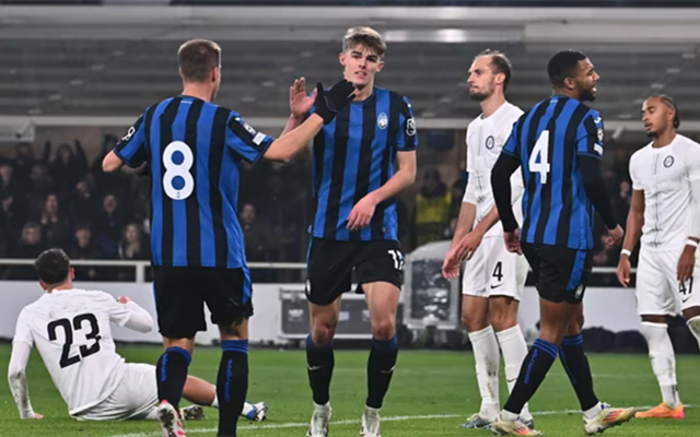 稳居前三 稳居前三