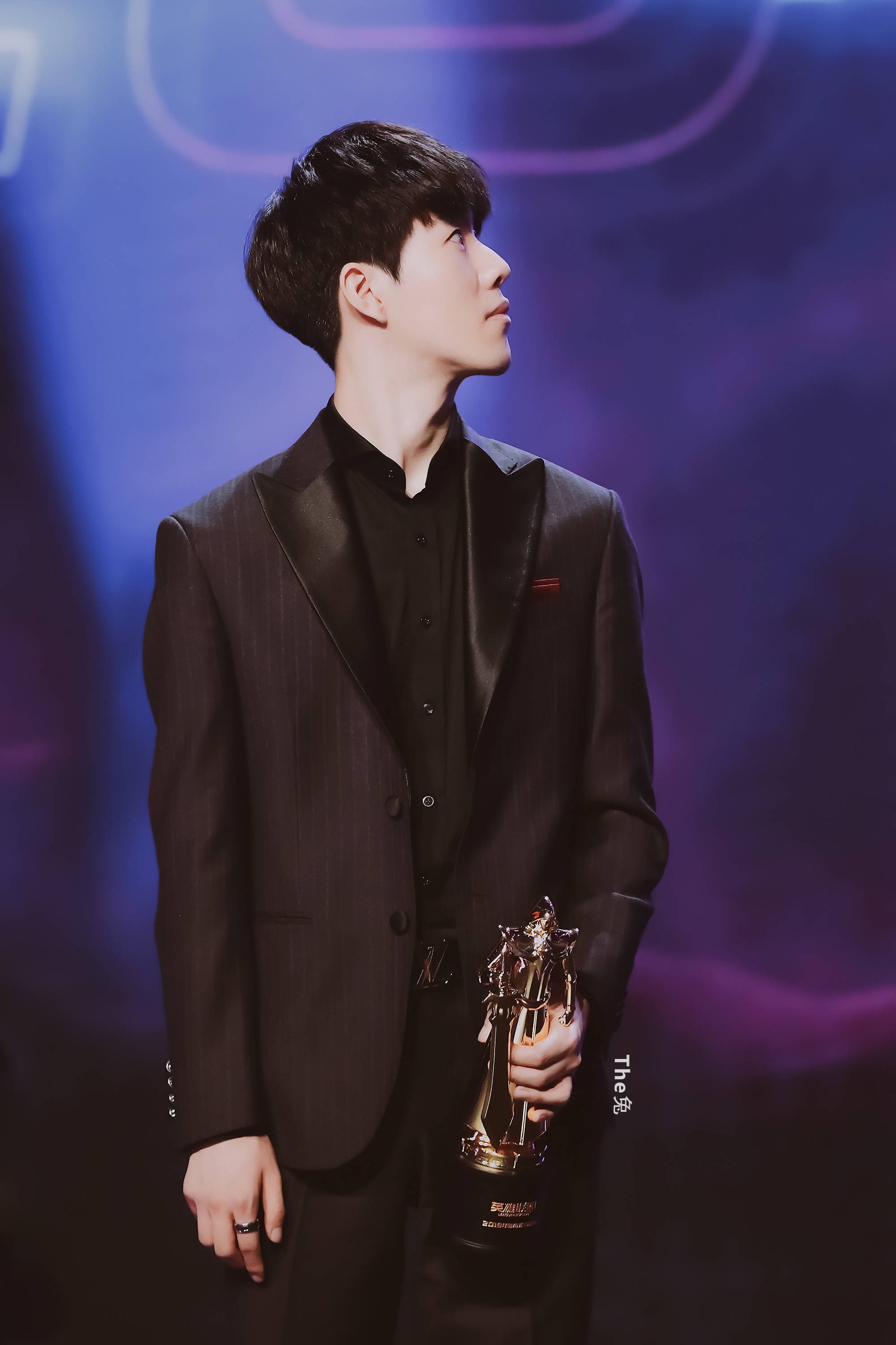 石震这样的 石震这样的