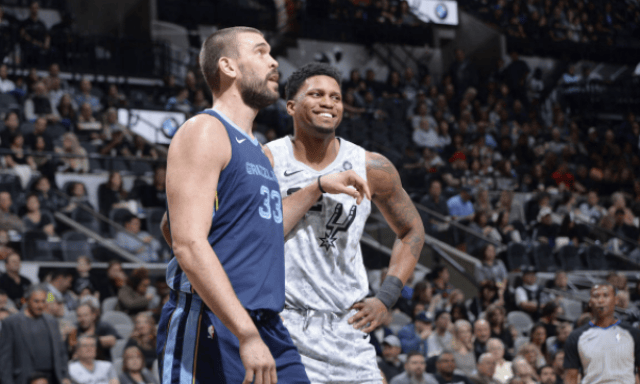 传统的足球 传统的足球