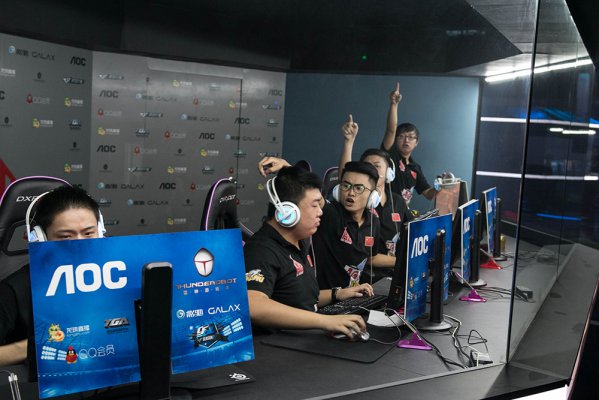 对于拉齐奥 对于拉齐奥