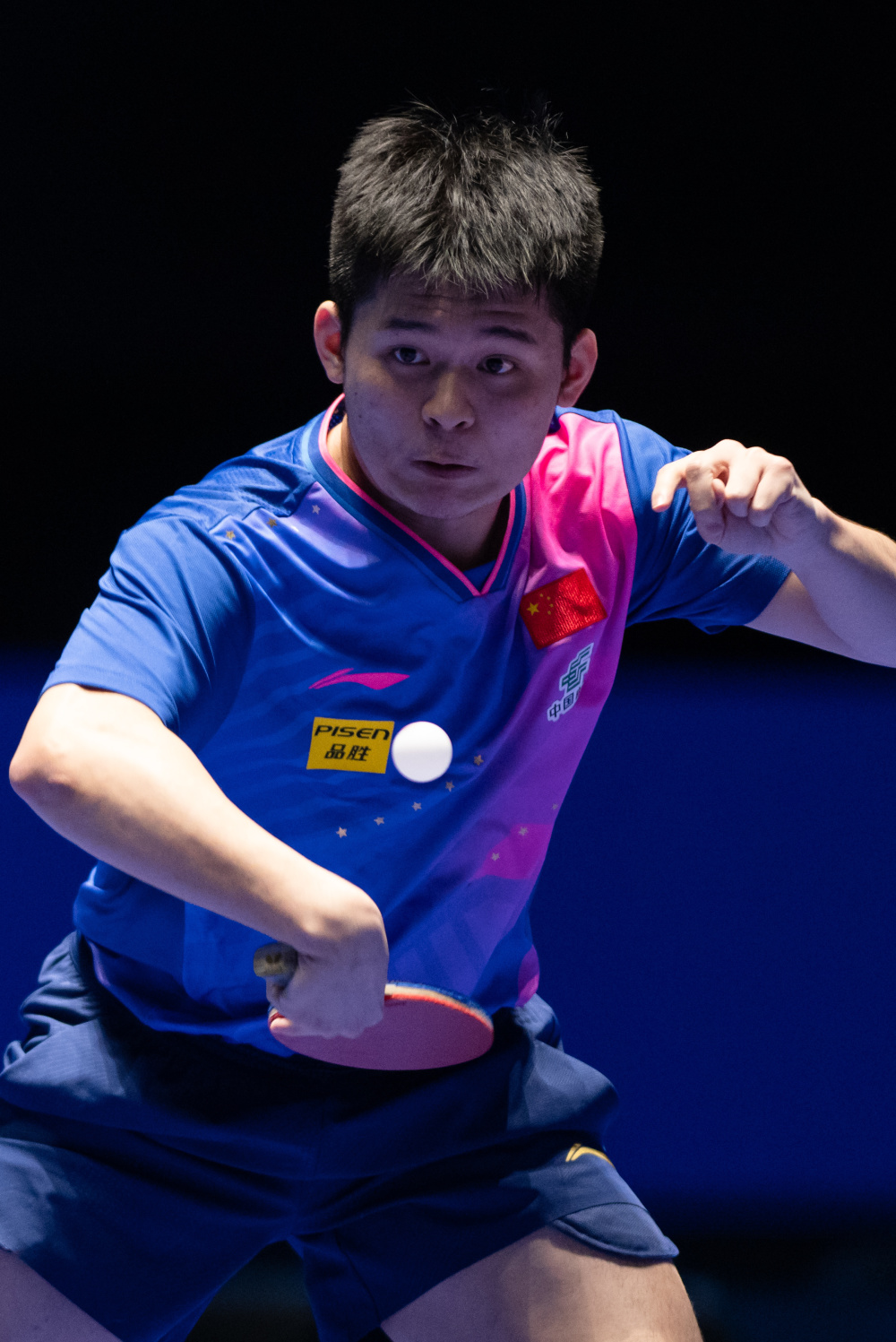 中场指挥官 中场指挥官